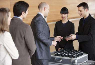 陪同翻譯價格都包括哪些內容？有額外收費嗎？