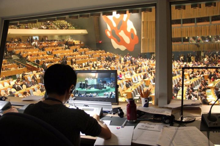 aa0fc41e183c4cd7b2478bdfcb79ea68.jpg 口譯同傳.jpg